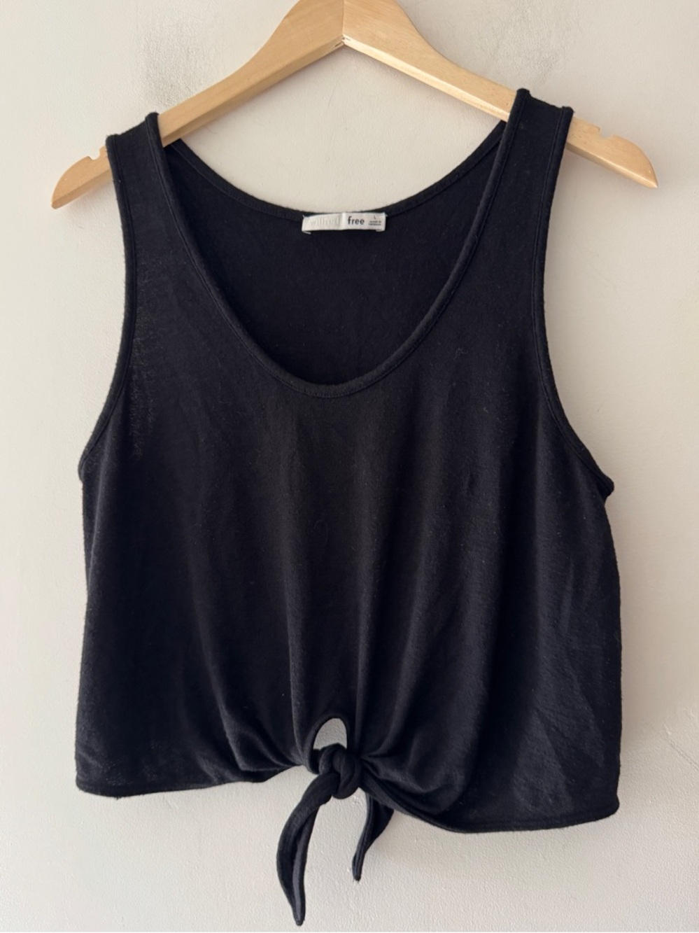 Aritzia‎ Wilfred Free Knit Black Betsy Tie Front Detail Tank Top